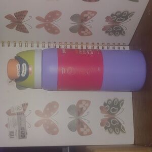 Owala 32oz water bottle